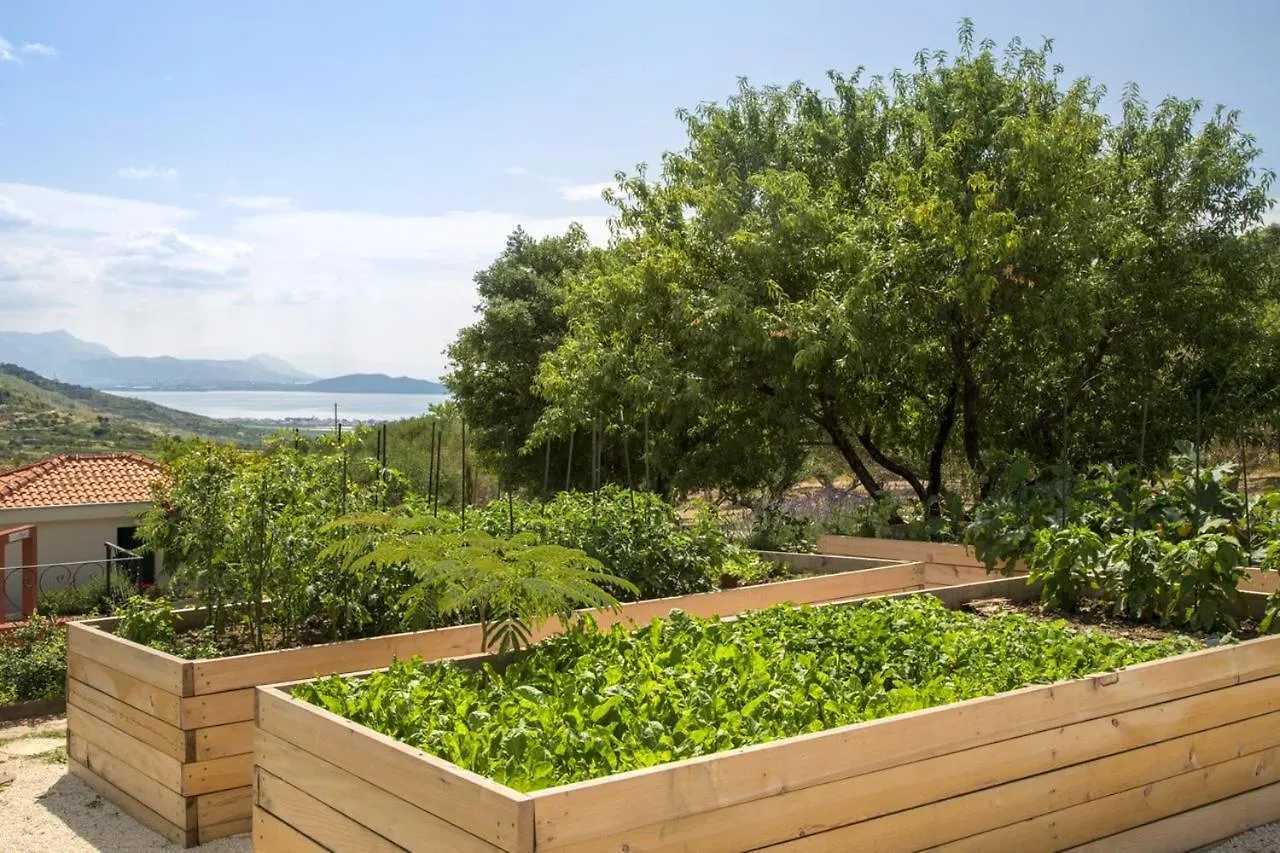 Panoramic Villa Prgomet: Sea View Retreat with Private Pool Plano Croatia