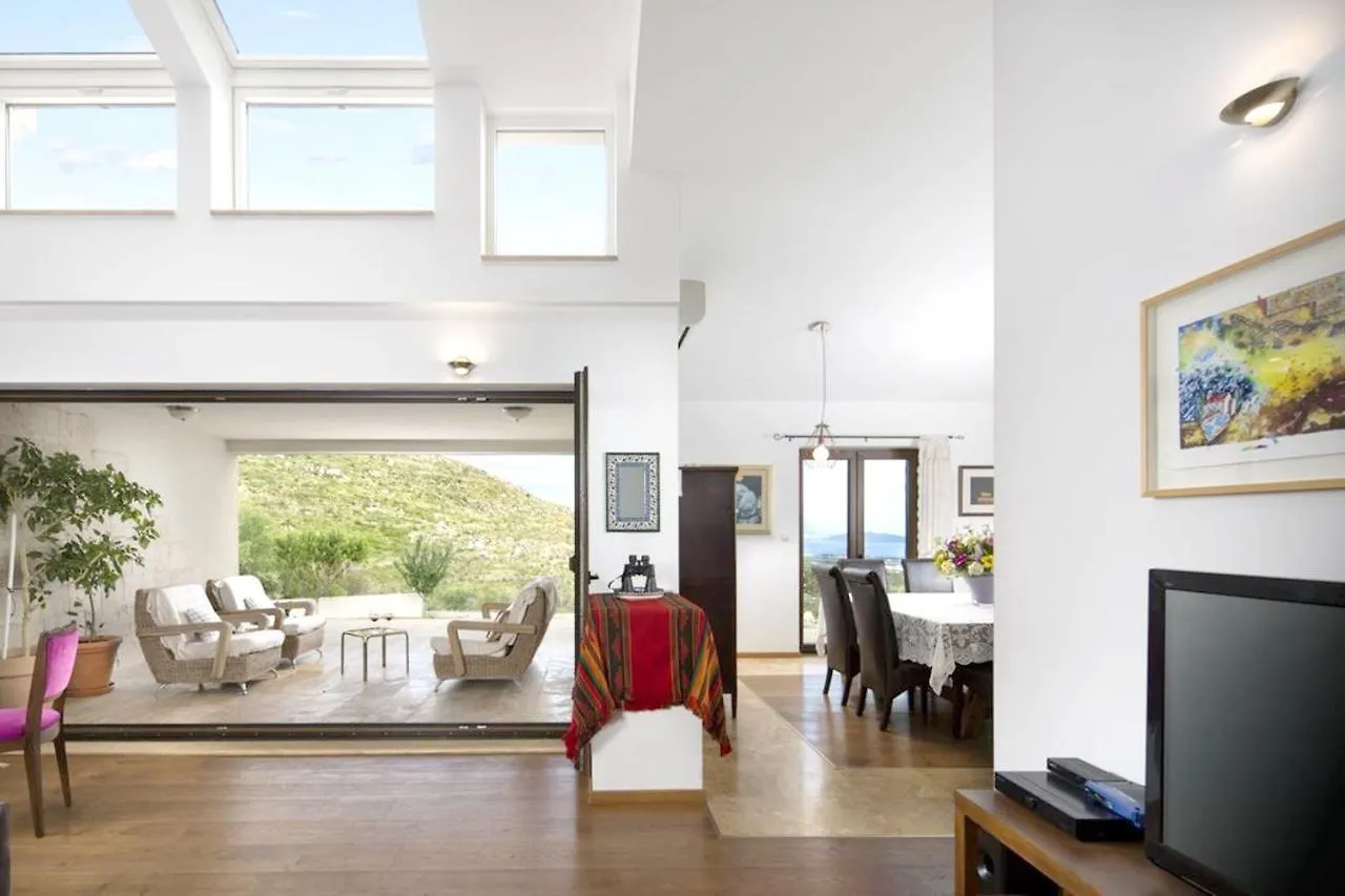 Panoramic Villa Prgomet: Sea View Retreat with Private Pool Plano