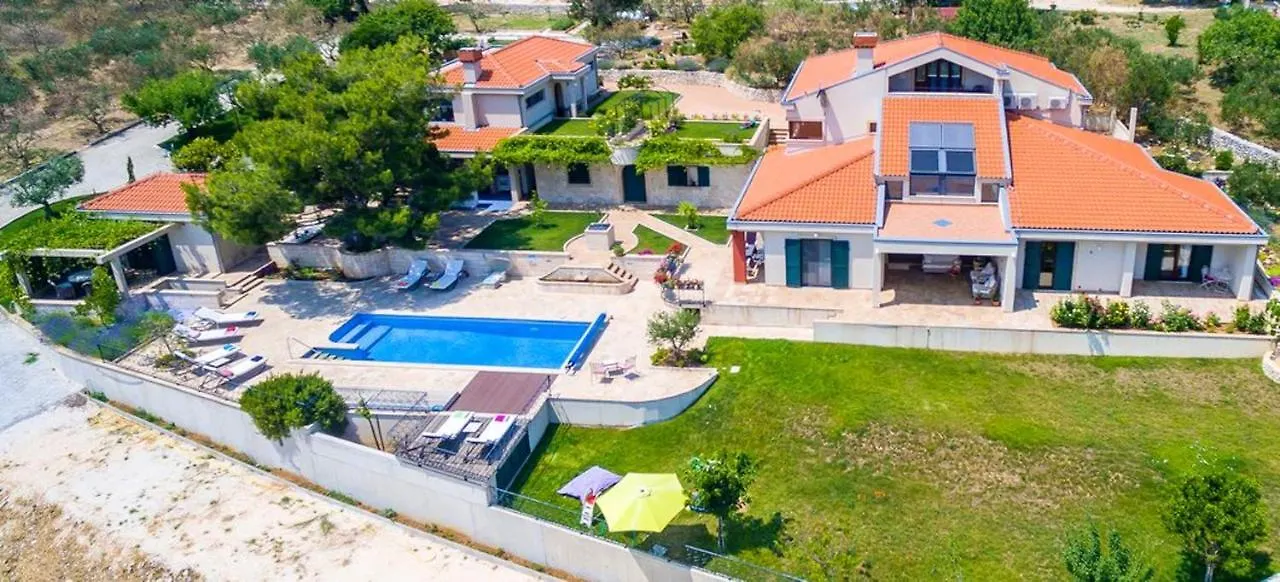 Panoramic Villa Prgomet: Sea View Retreat with Private Pool Plano