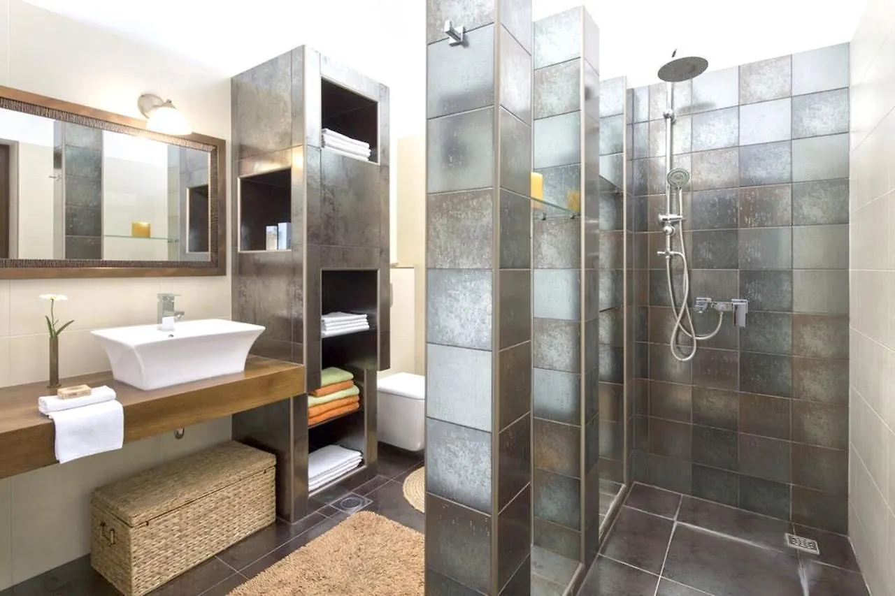 Panoramic Villa Prgomet: Sea View Retreat with Private Pool Plano 0*,